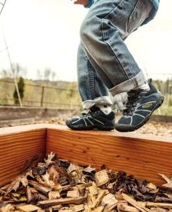 Keen Little Kids' Chandler 2 CNX Sneaker | Black Iris/Evening Primrose -Shoe Sale Store KidsChandler2Lifestyle3 e9779eba 5df9 4b26 a142 4689febcab02