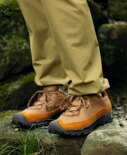 Men's Ouray Hiking Shoe X Hiker's Depot | Toasted Coconut/Keen Maple -Shoe Sale Store Lifestyle2Mens
