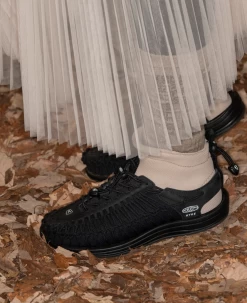 Keen Women's UNEEK High Top X HYKE | HYKE Black -Shoe Sale Store Lifestyle3Womens 1027975