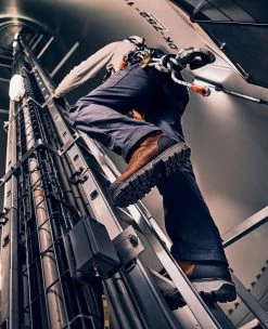 Keen Men's Camden 6" Waterproof Boot (Carbon-Fiber Toe) | Black/Black -Shoe Sale Store SDD 1014 Camden 1027670 Left Image c9277162 a89c 4be1 a7a7 42bee3f4ff60