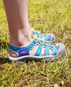 Keen Women's Newport Retro Sandal X Fuji Rock | Fuji Rock Festival -Shoe Sale Store WNewportRetroFRLifestylePDPRight